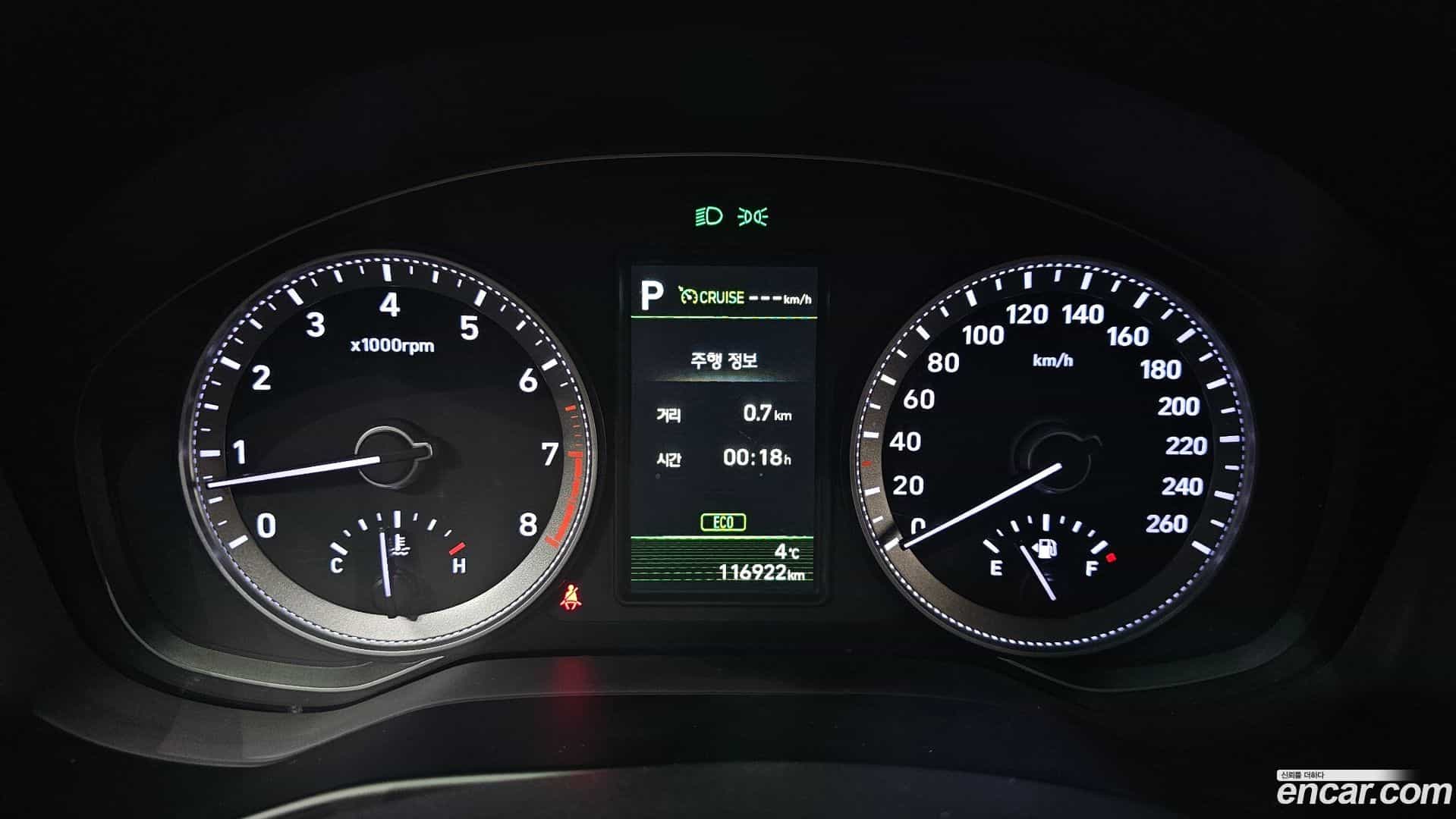 Grandeur Hyundai 2018.4-INNER-008