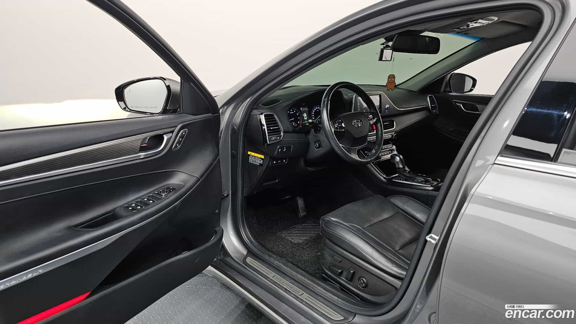 Grandeur Hyundai 2018.4-INNER-010