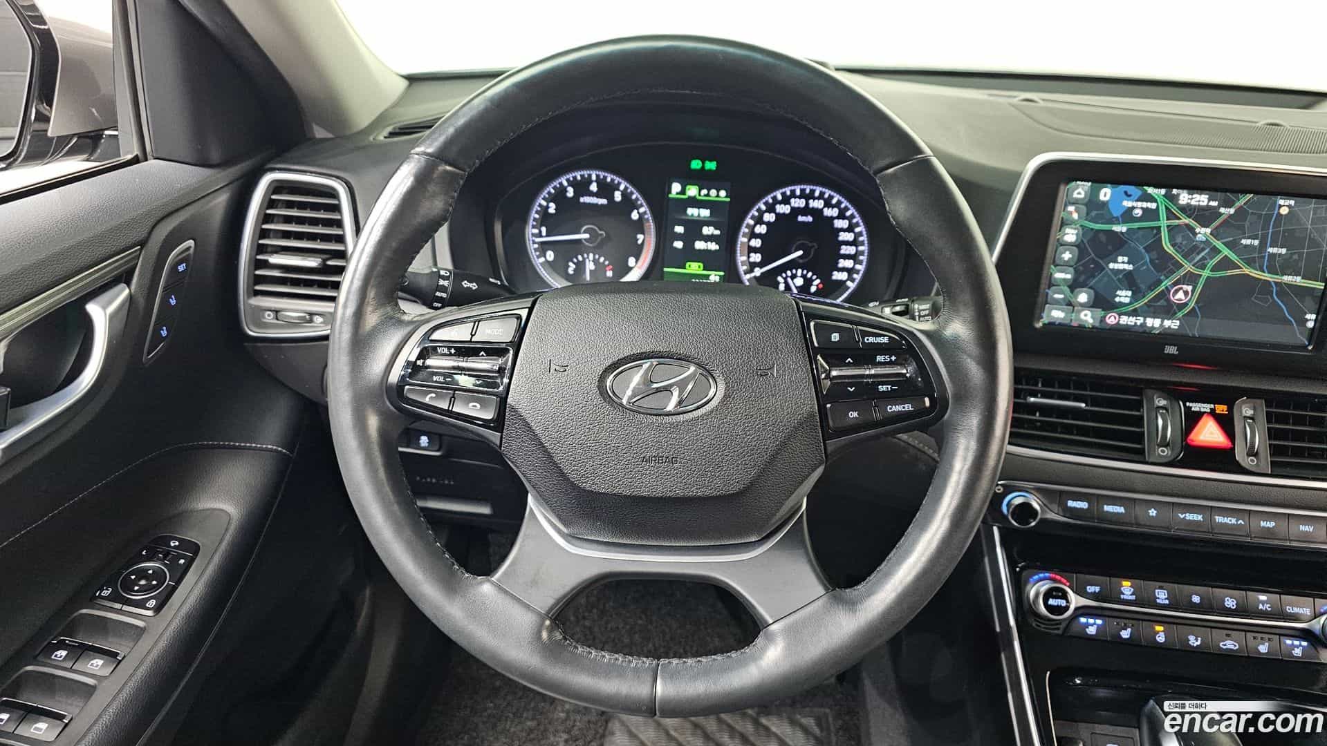 Grandeur Hyundai 2018.4-OPTION-017
