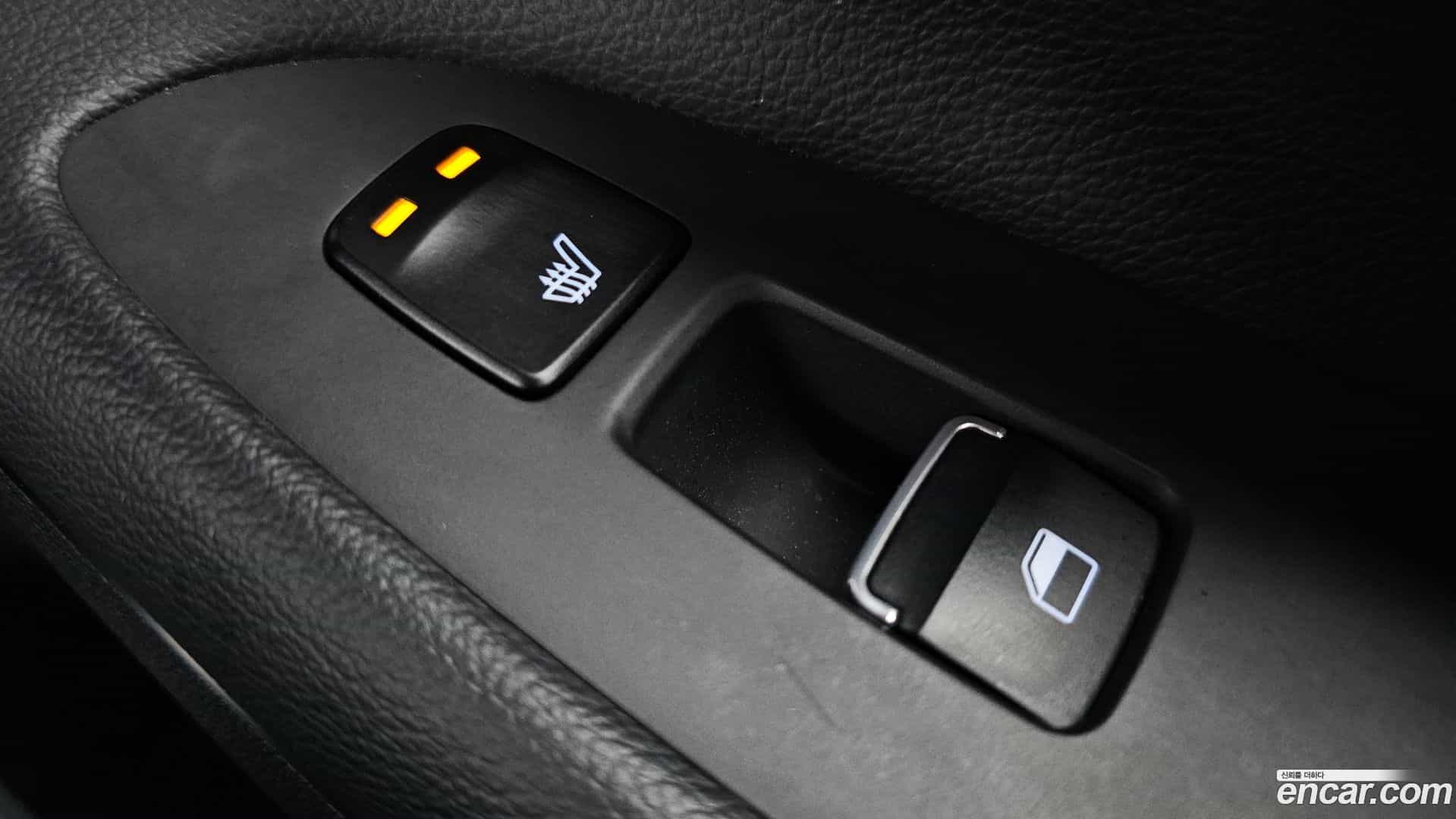 Grandeur Hyundai 2018.4-OPTION-022