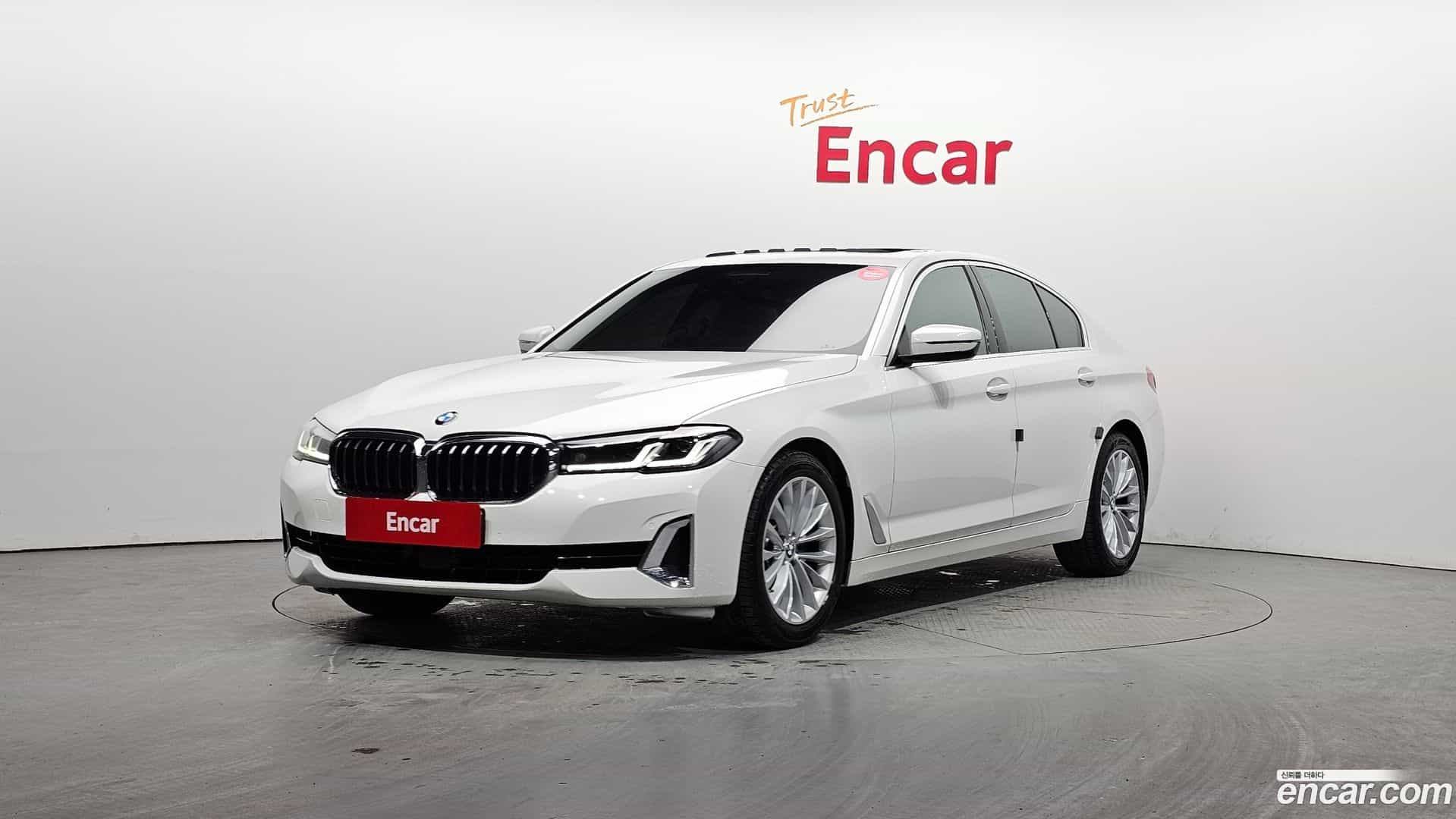 5-Series BMW 2022.9-OUTER-001