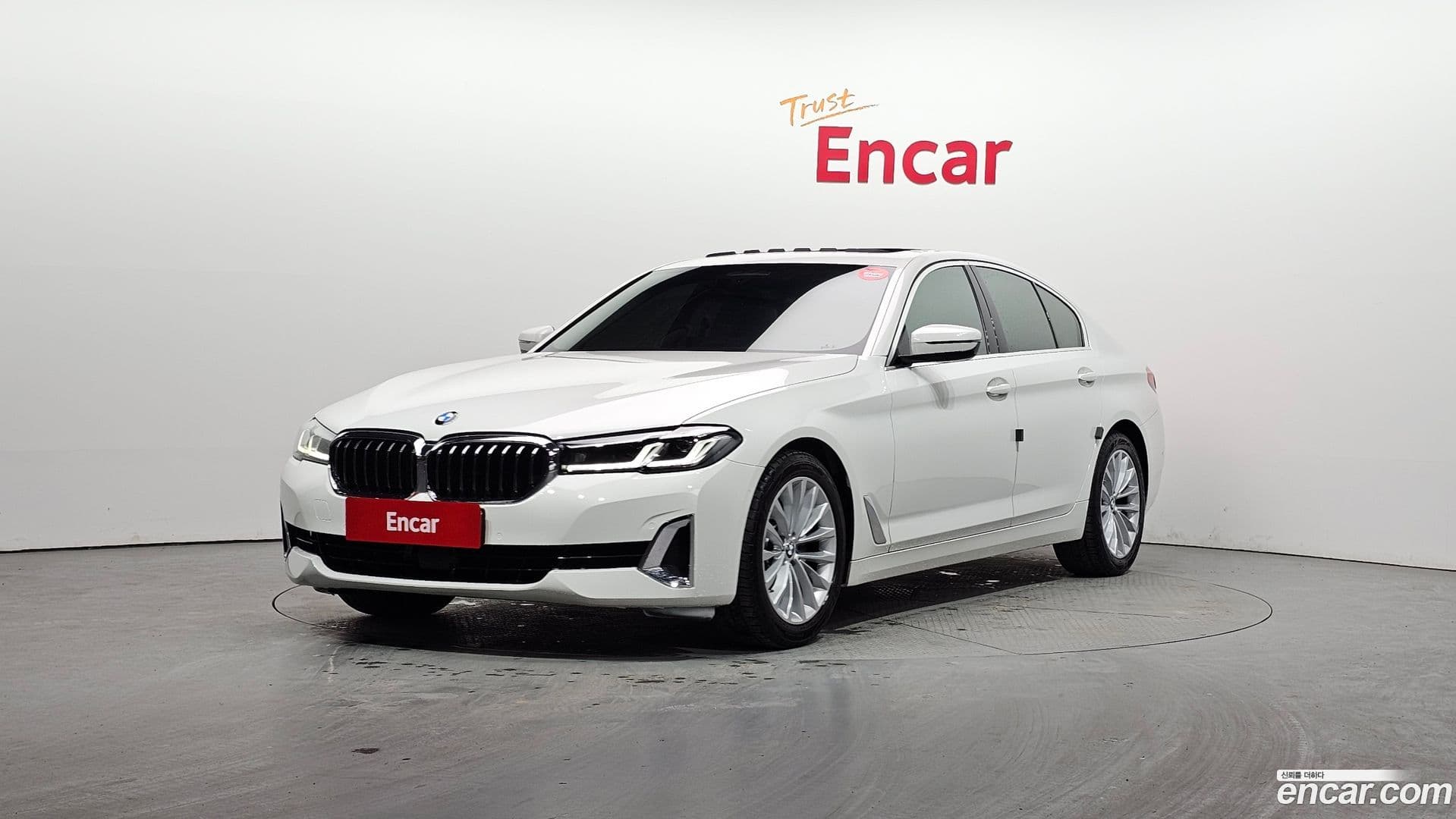 Main__Slider__Photo:5-Series BMW 2022.9-0