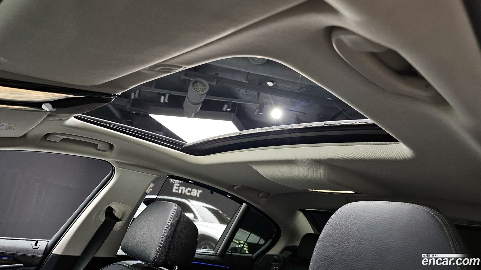 Main__Slider__Photo:5-Series BMW 2022.9-18