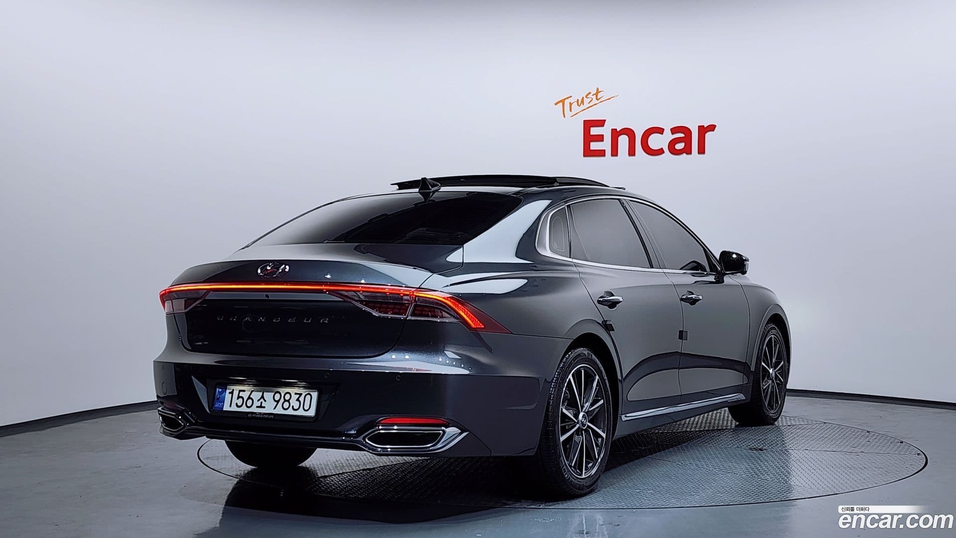 Main__Slider__Photo:Grandeur Hyundai 2020.9-1