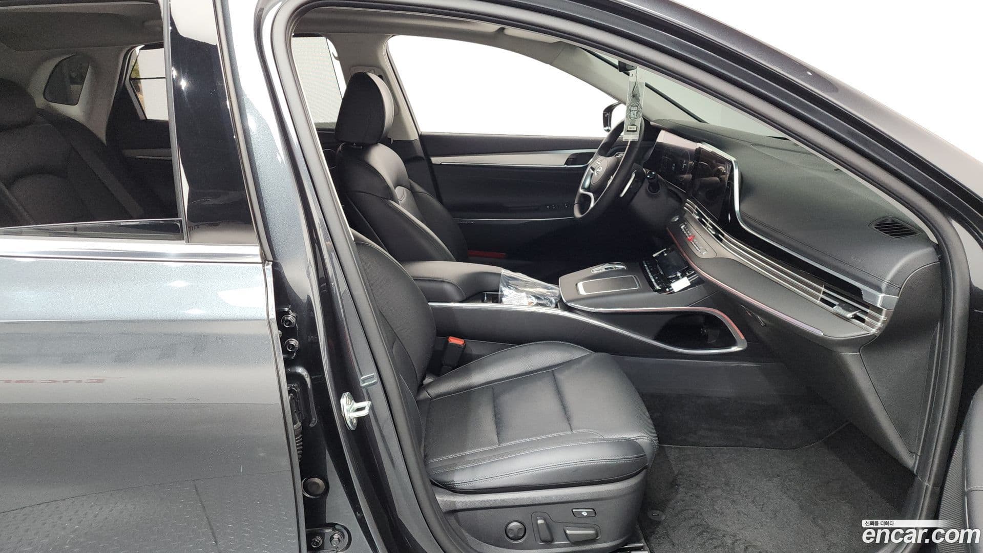 Main__Slider__Photo:Grandeur Hyundai 2020.9-10