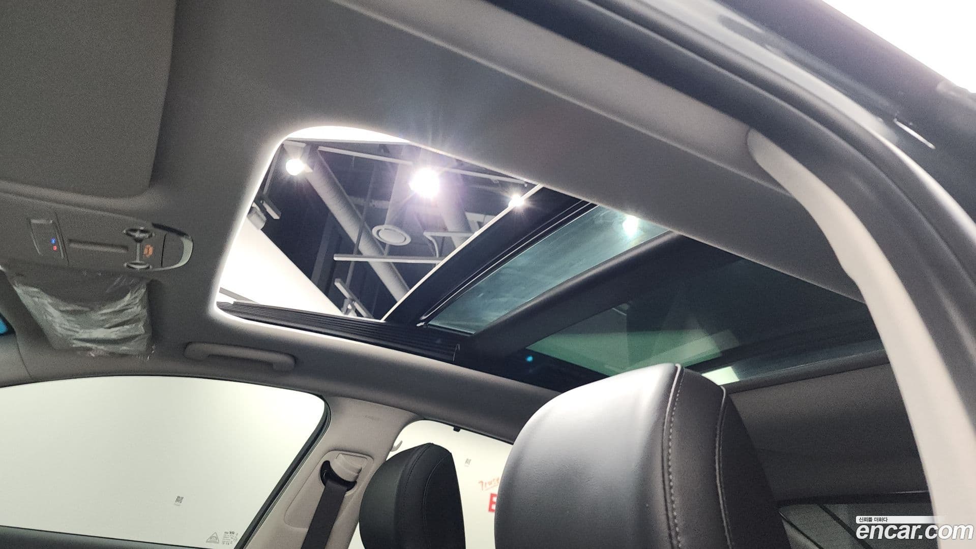 Main__Slider__Photo:Grandeur Hyundai 2020.9-17