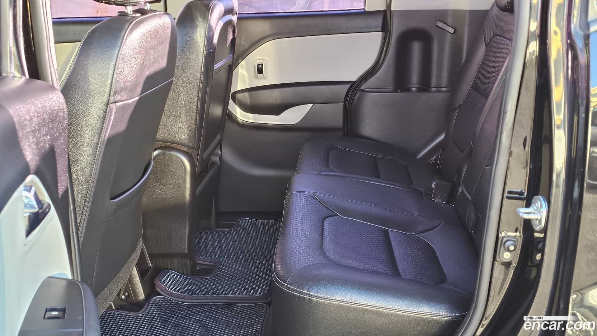 RAY Kia 2013.8-INNER-007