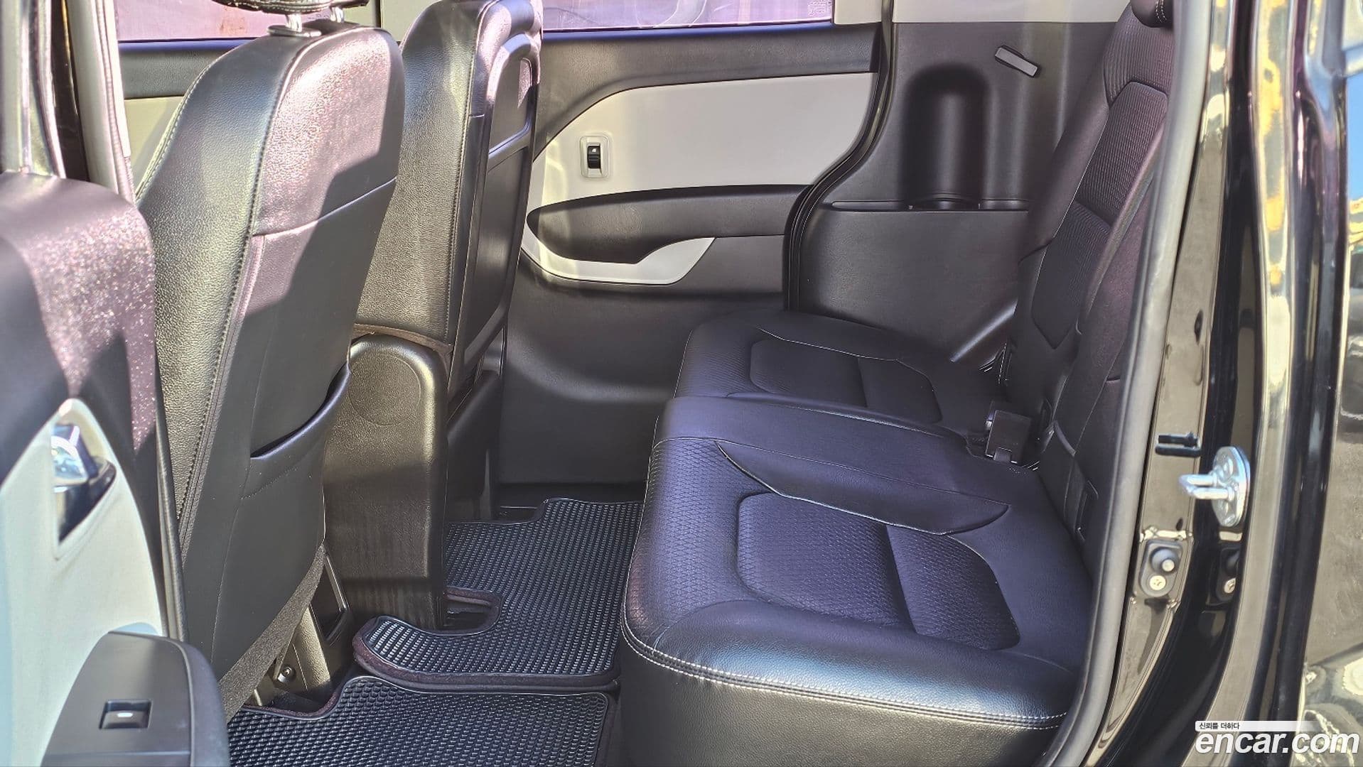 Main__Slider__Photo:RAY Kia 2013.8-6