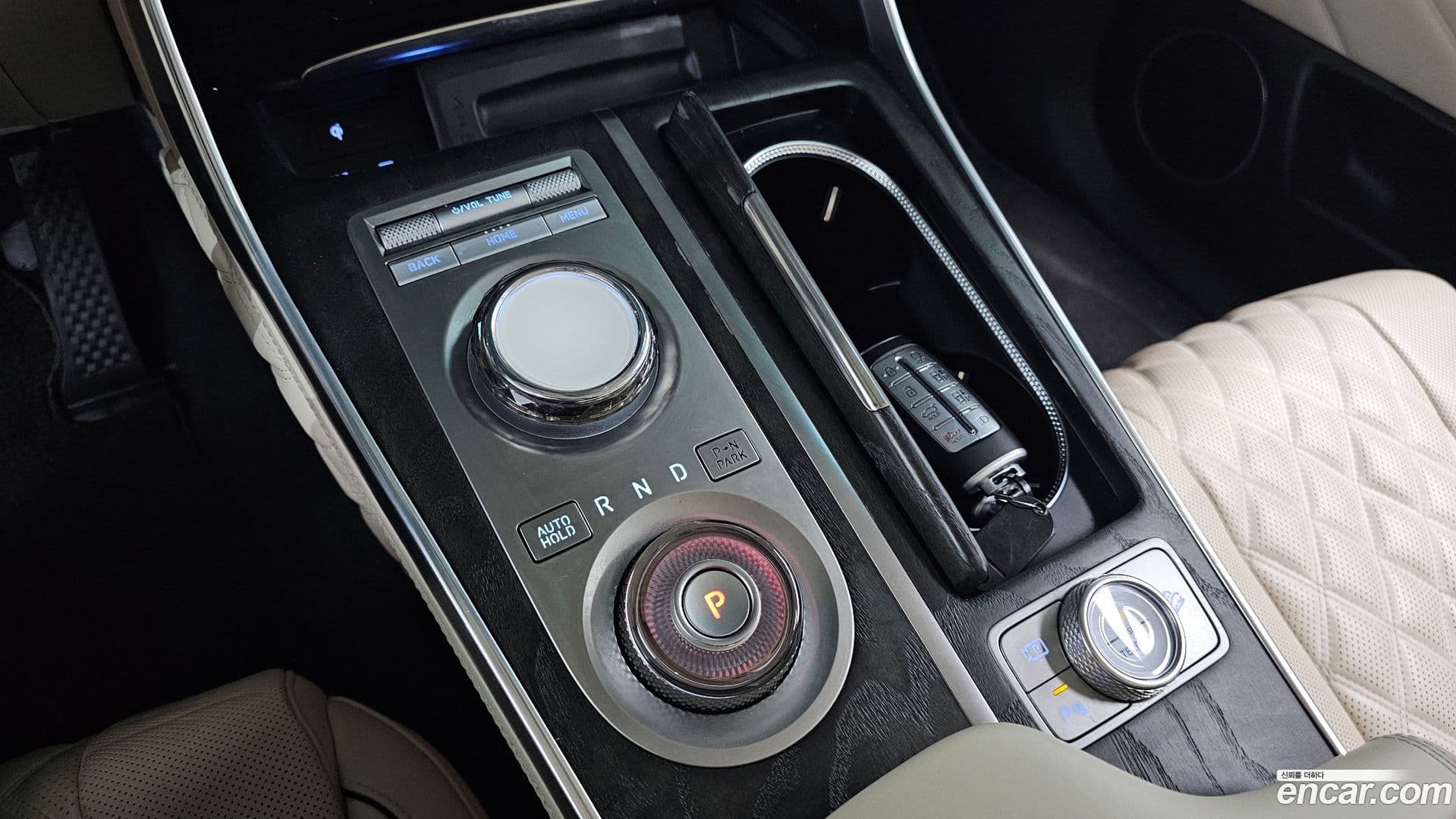 Main__Slider__Photo:GV80 Genesis 2023.8-8