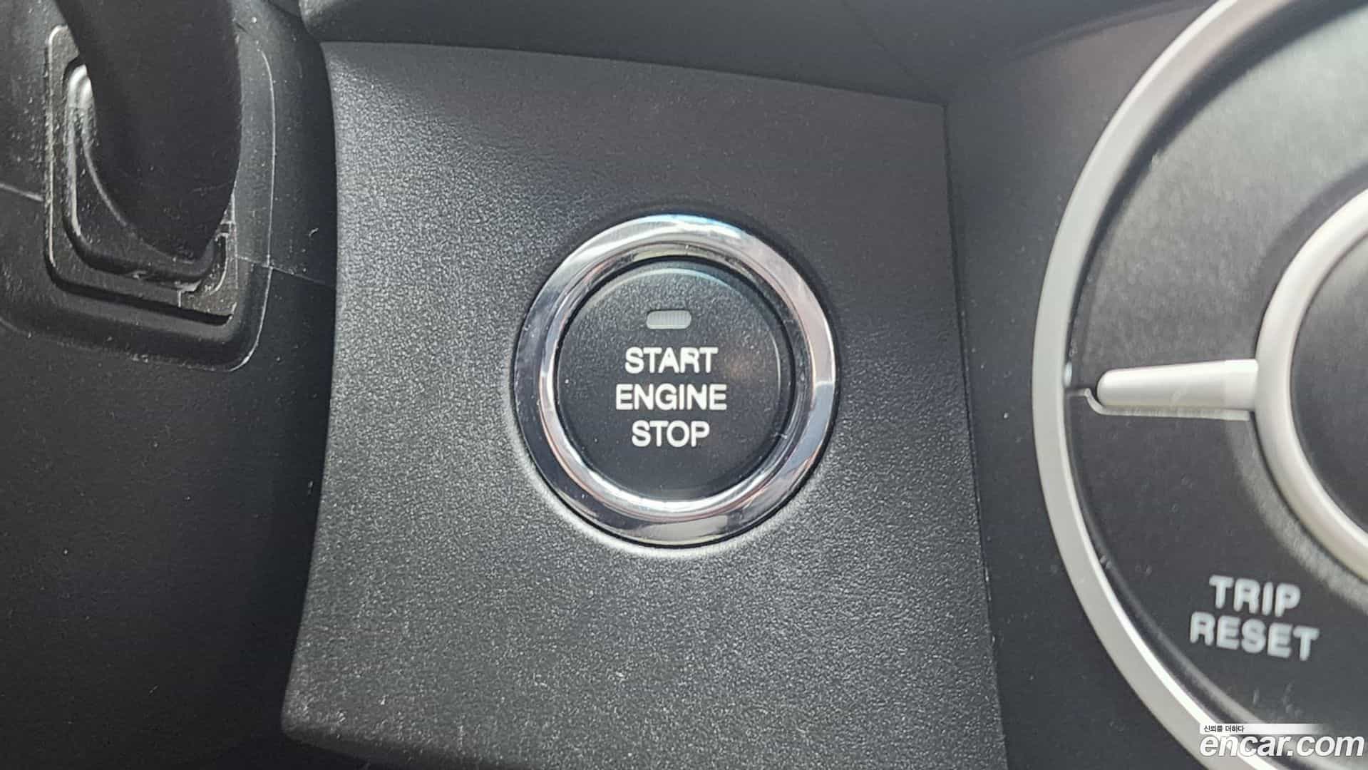 KORANDO KG_Mobility_Ssangyong 2014.11-INNER-010