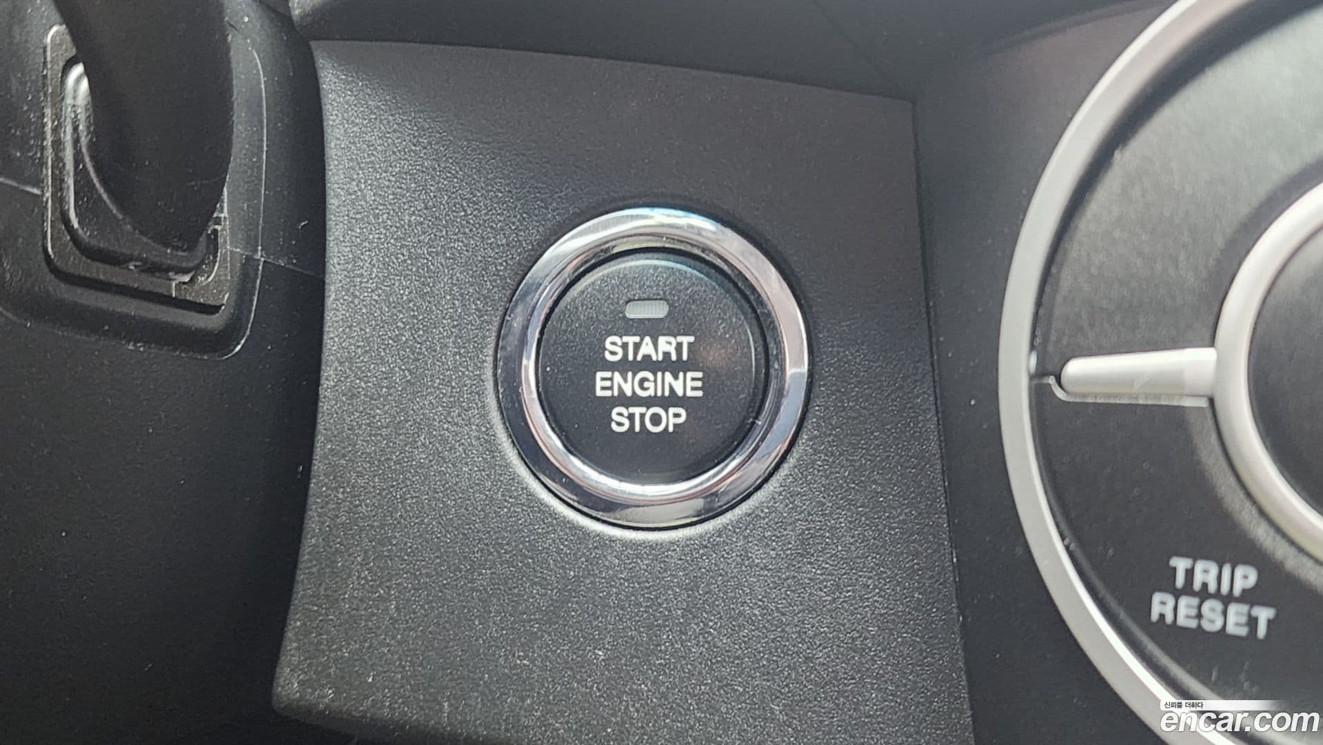 Main__Slider__Photo:KORANDO KG_Mobility_Ssangyong 2014.11-9