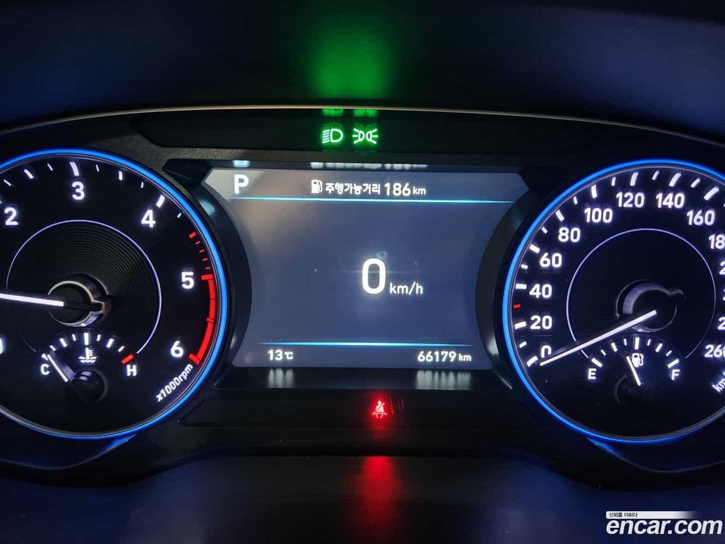 Palisade Hyundai 2021.1-INNER-008