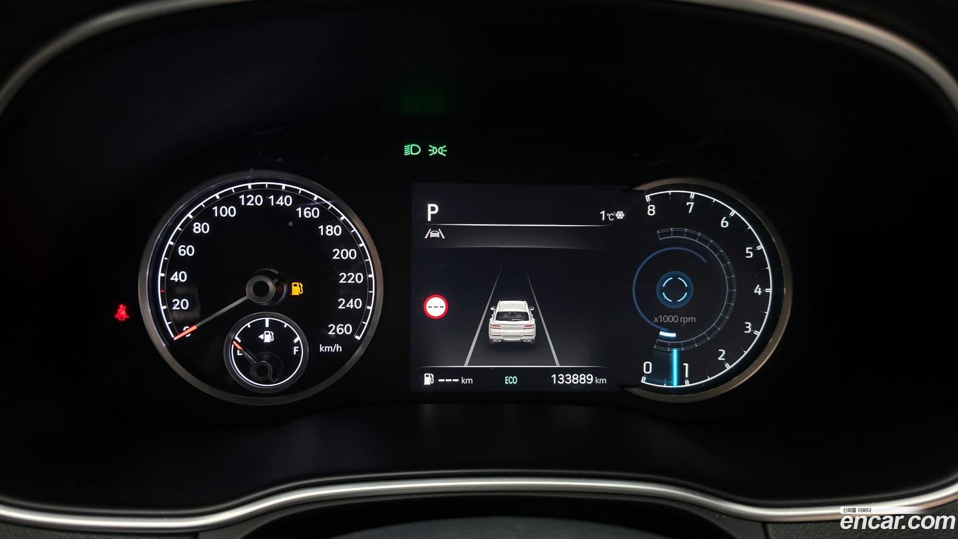 Main__Slider__Photo:GV80 Genesis 2021.11-7