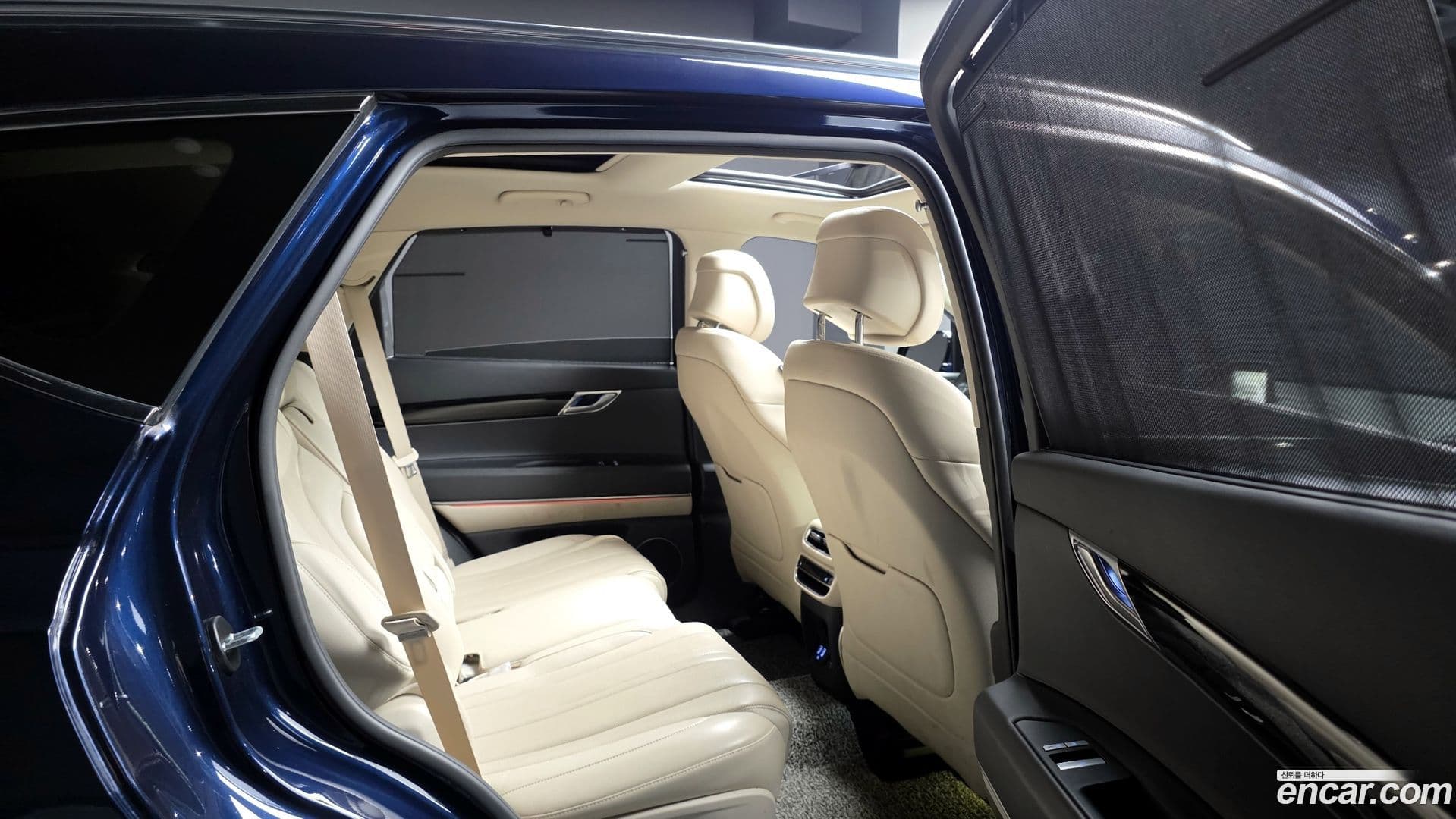 Main__Slider__Photo:GV80 Genesis 2021.11-12