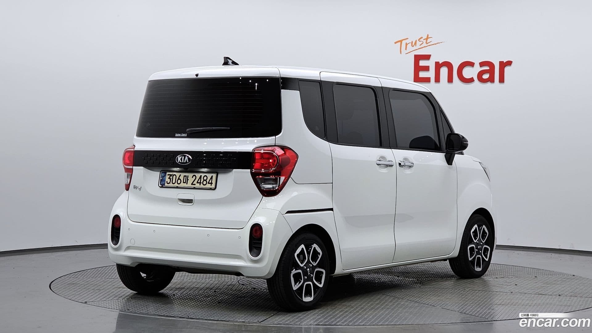 Main__Slider__Photo:RAY Kia 2021.4-1