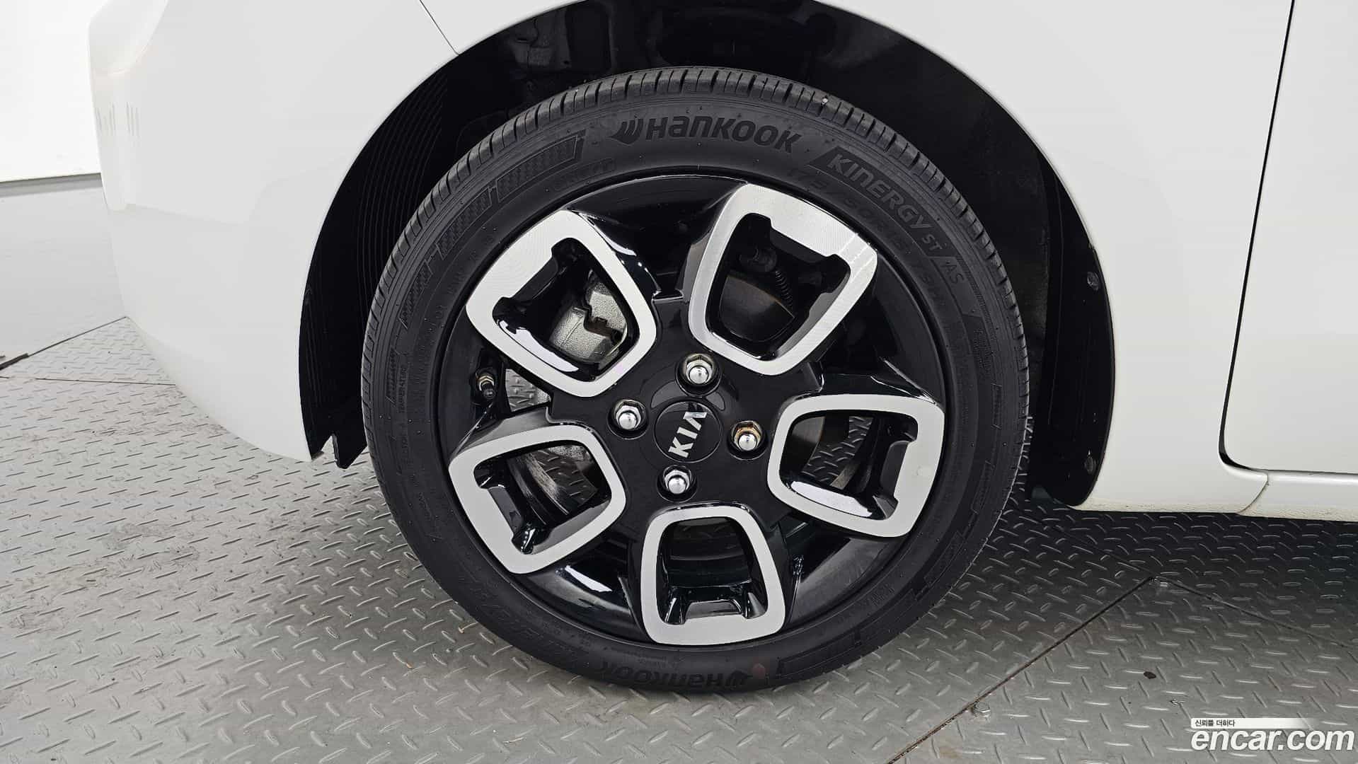 RAY Kia 2021.4-OUTER-005