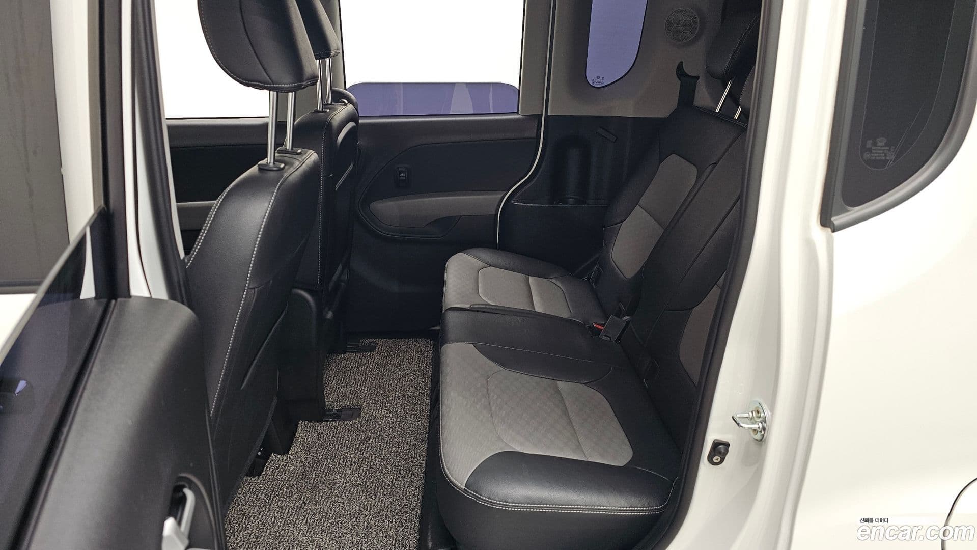 Main__Slider__Photo:RAY Kia 2021.4-11