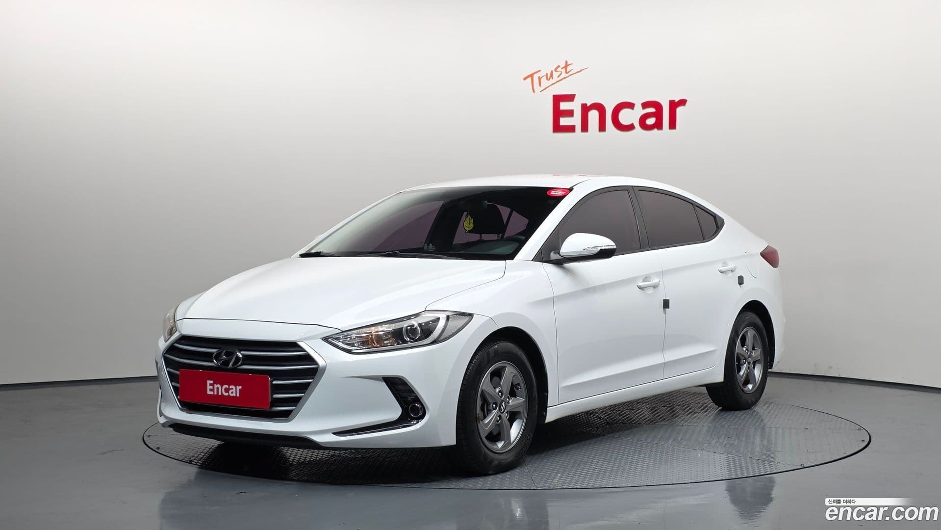 Main__Slider__Photo:AVANTE Hyundai 2017.7-0