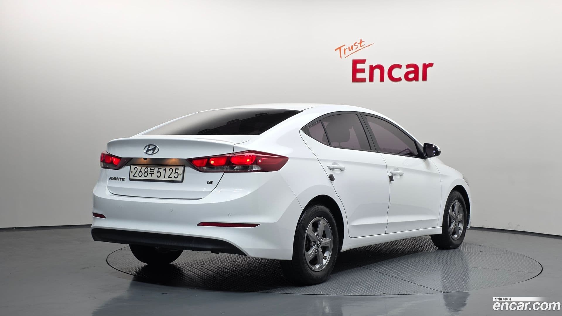 Main__Slider__Photo:AVANTE Hyundai 2017.7-1