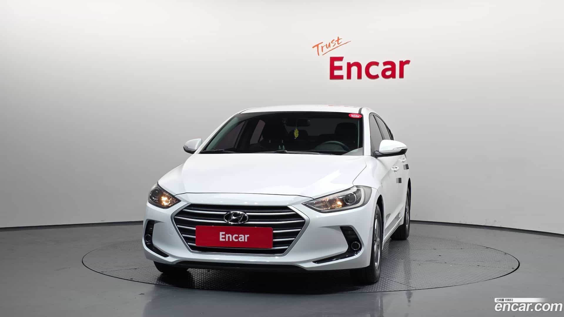 AVANTE Hyundai 2017.7-OUTER-003