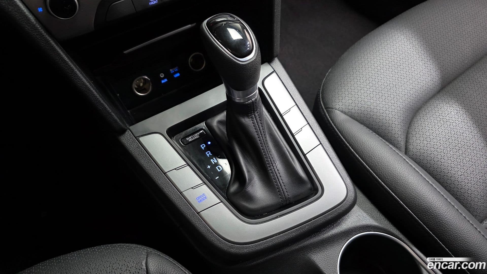 Main__Slider__Photo:AVANTE Hyundai 2017.7-8