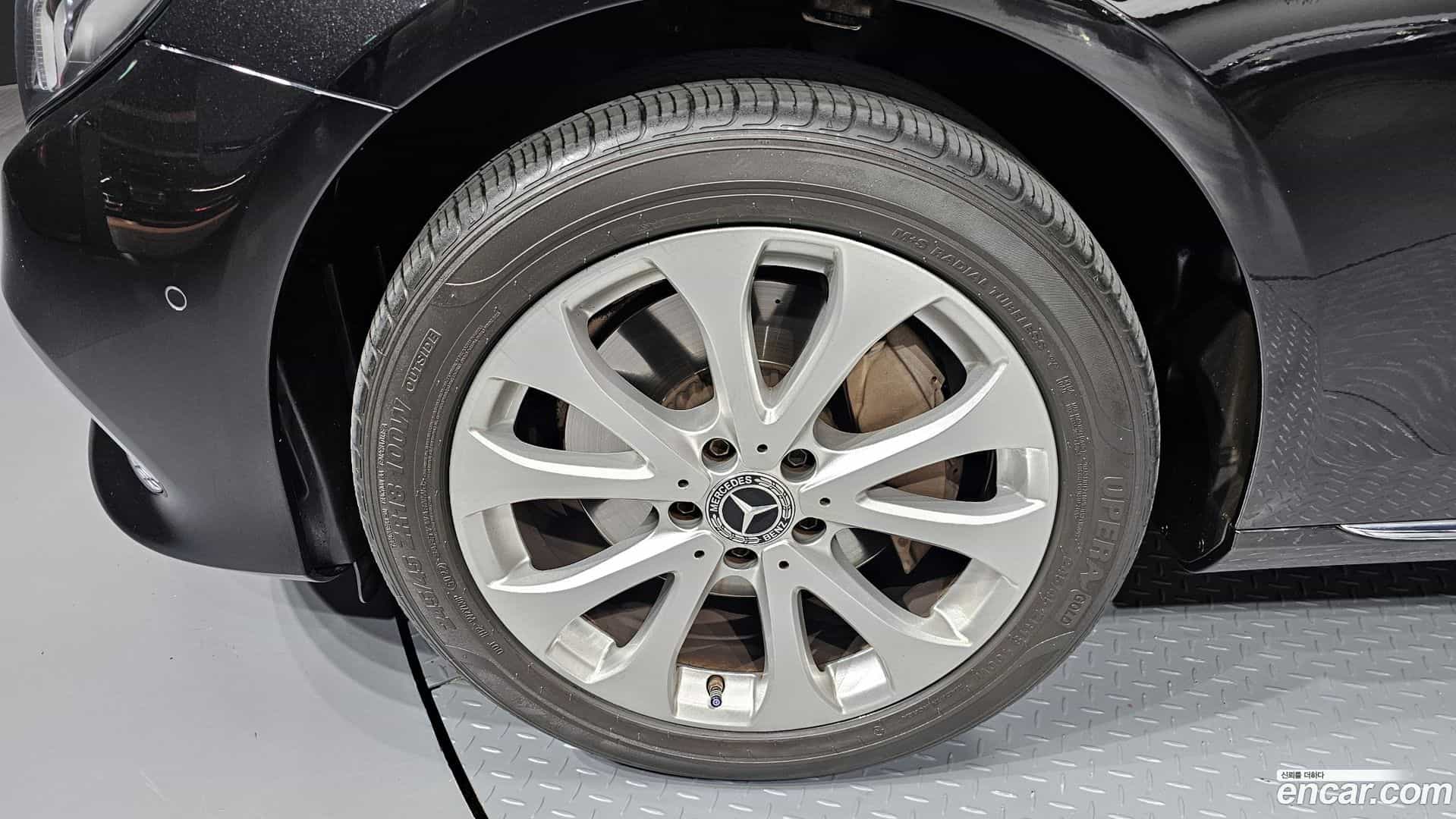 E-Class Mercedes-Benz 2018.9-OUTER-005