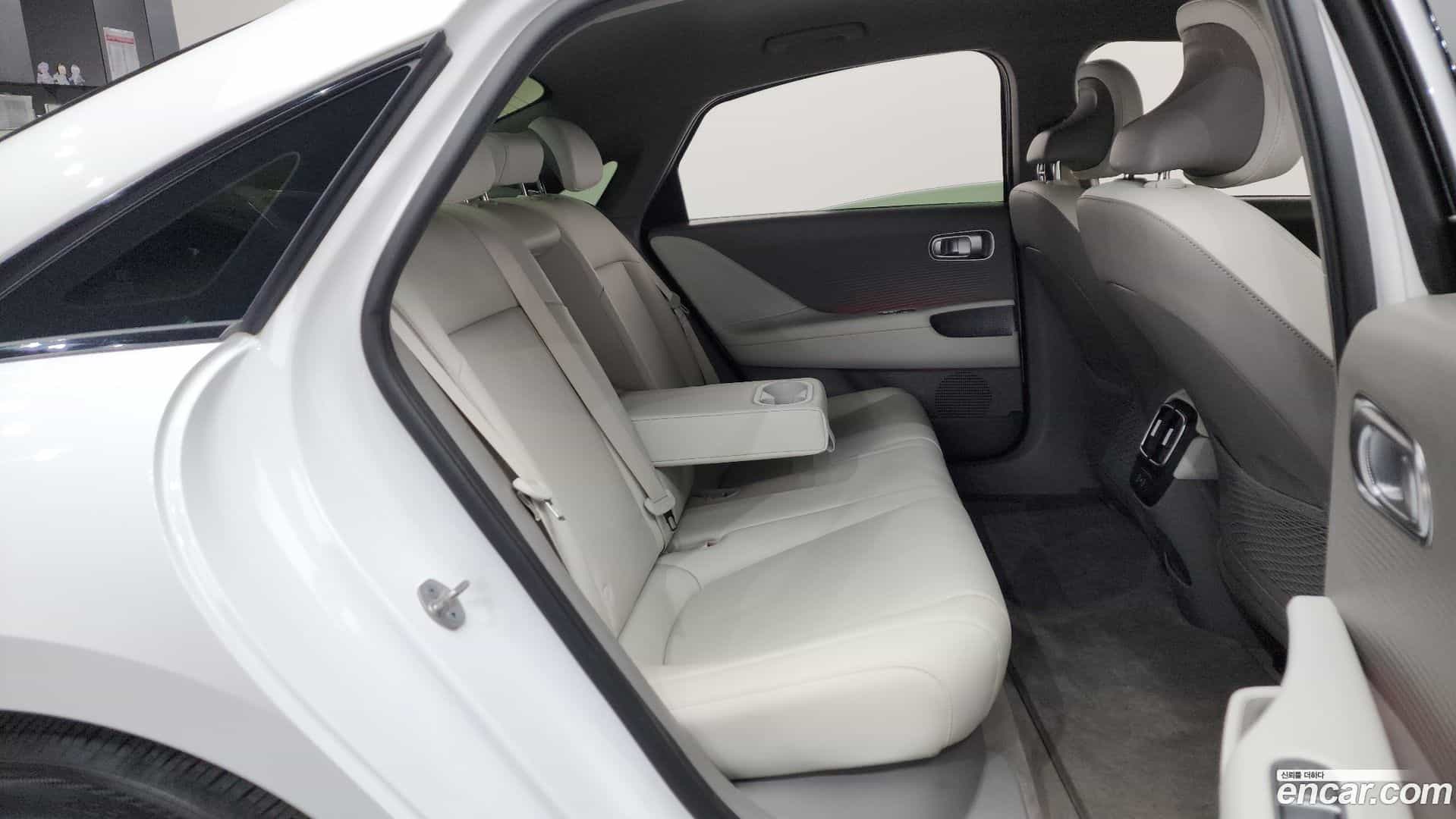 Ioniq6 Hyundai 2022.10-OPTION-016