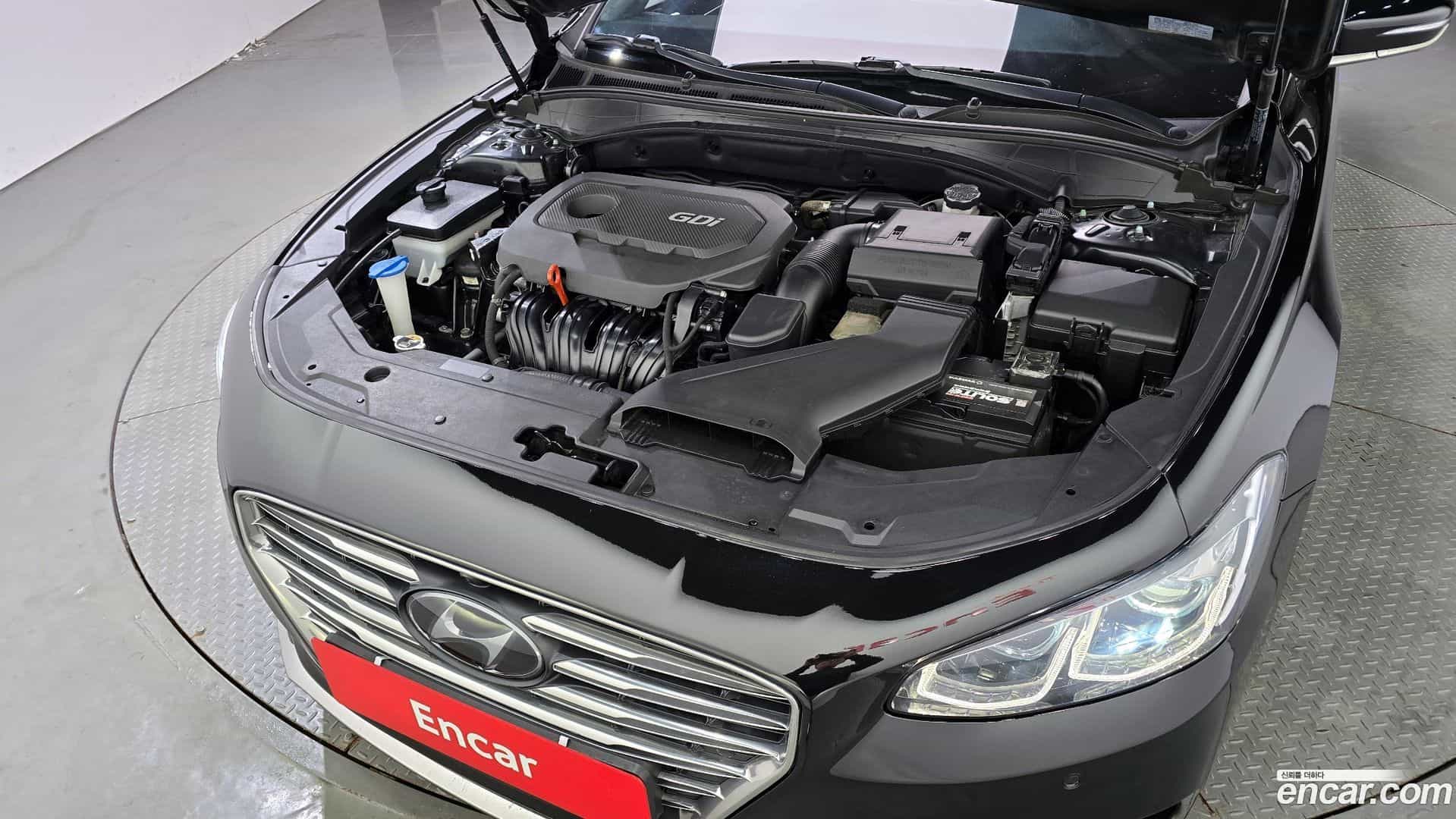 Grandeur Hyundai 2018.0-INNER-006