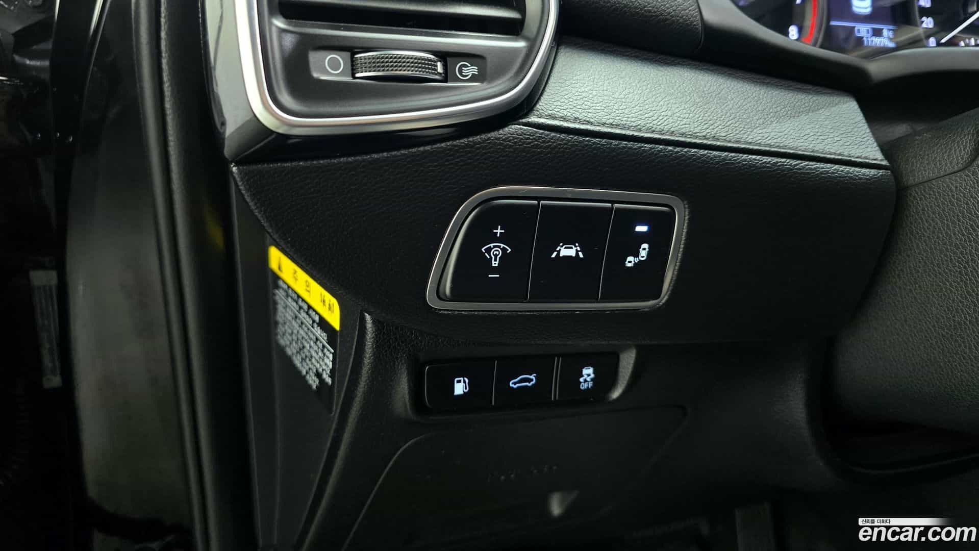 Grandeur Hyundai 2018.0-OPTION-017