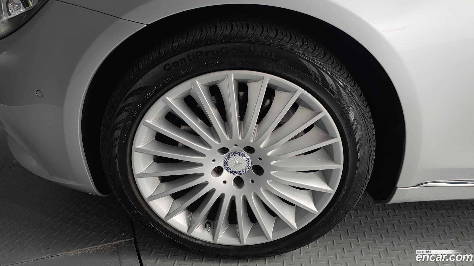 Main__Slider__Photo:S-Class Mercedes-Benz 2016.5-4