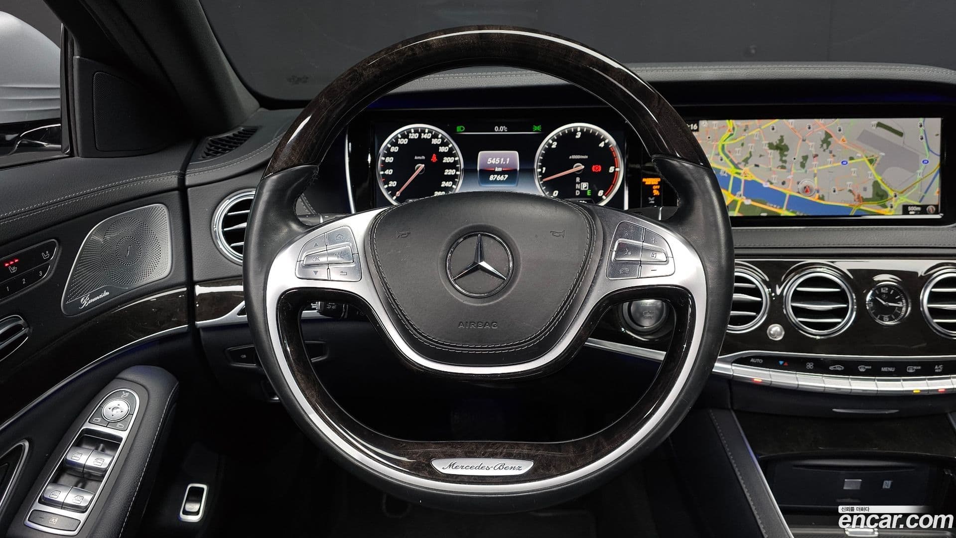 Main__Slider__Photo:S-Class Mercedes-Benz 2016.5-12