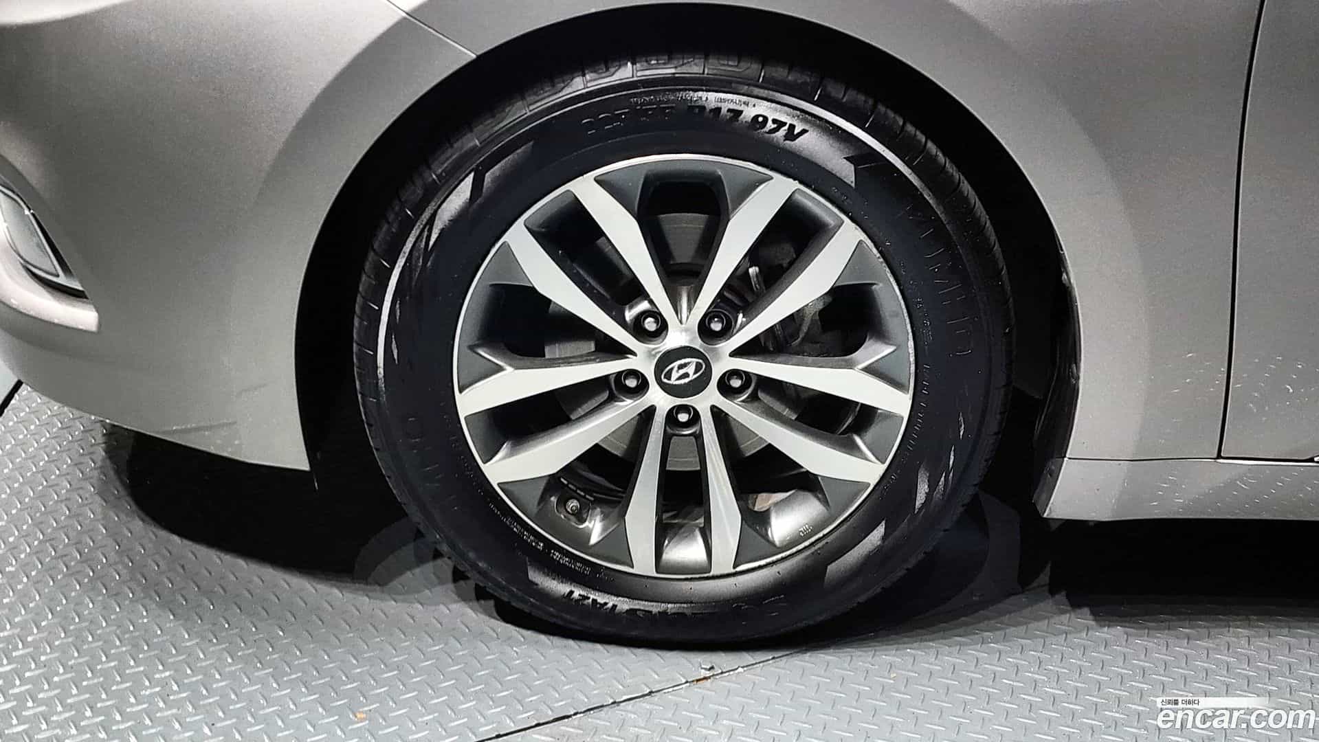 Grandeur Hyundai 2012.4-OUTER-005