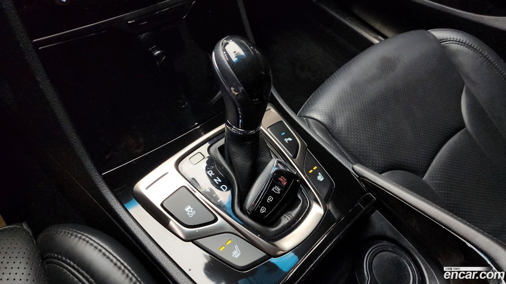 Main__Slider__Photo:Grandeur Hyundai 2012.4-8