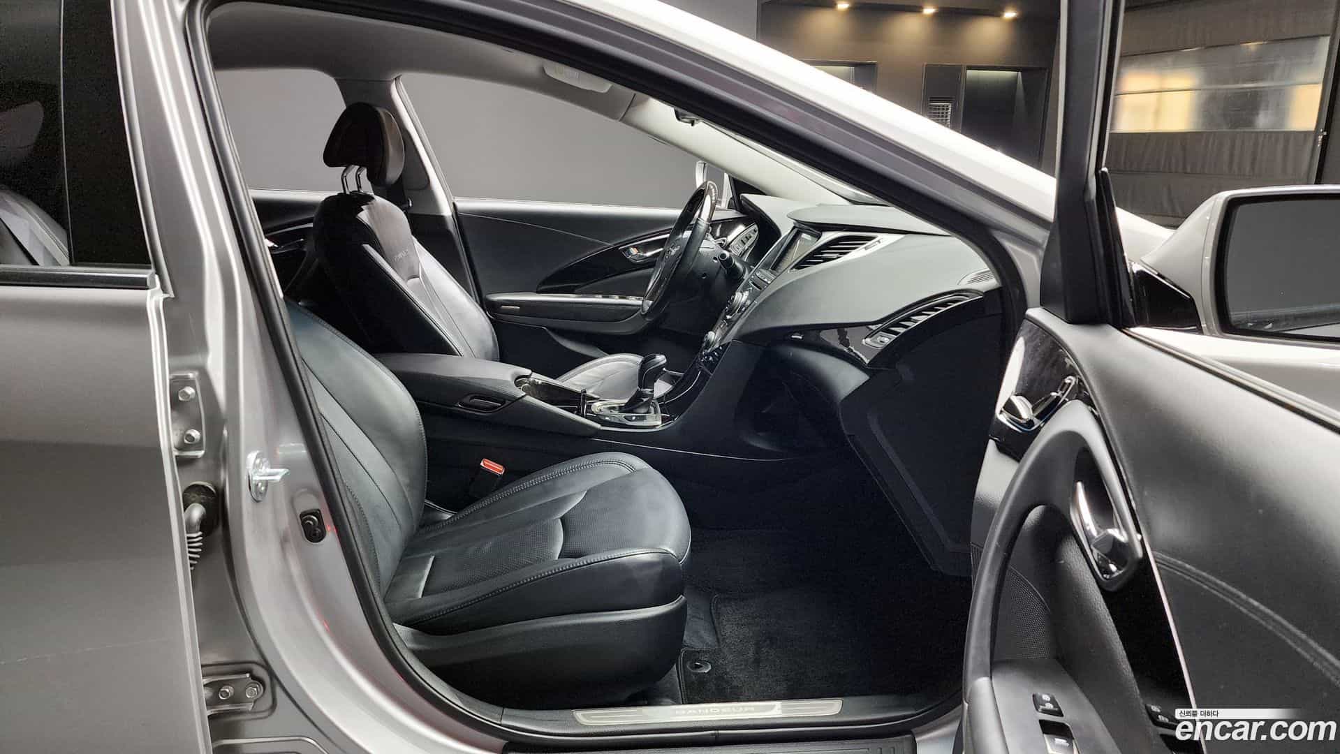 Grandeur Hyundai 2012.4-INNER-010