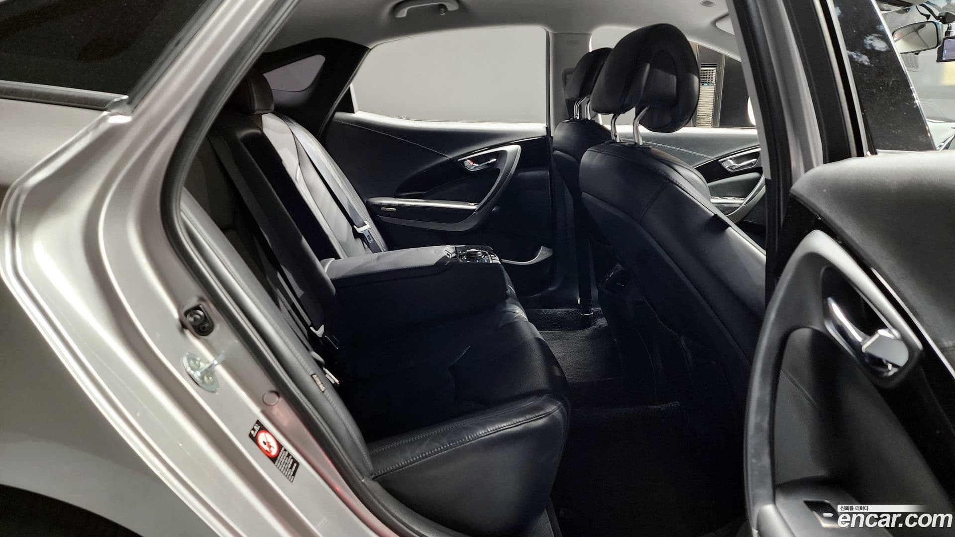 Main__Slider__Photo:Grandeur Hyundai 2012.4-11