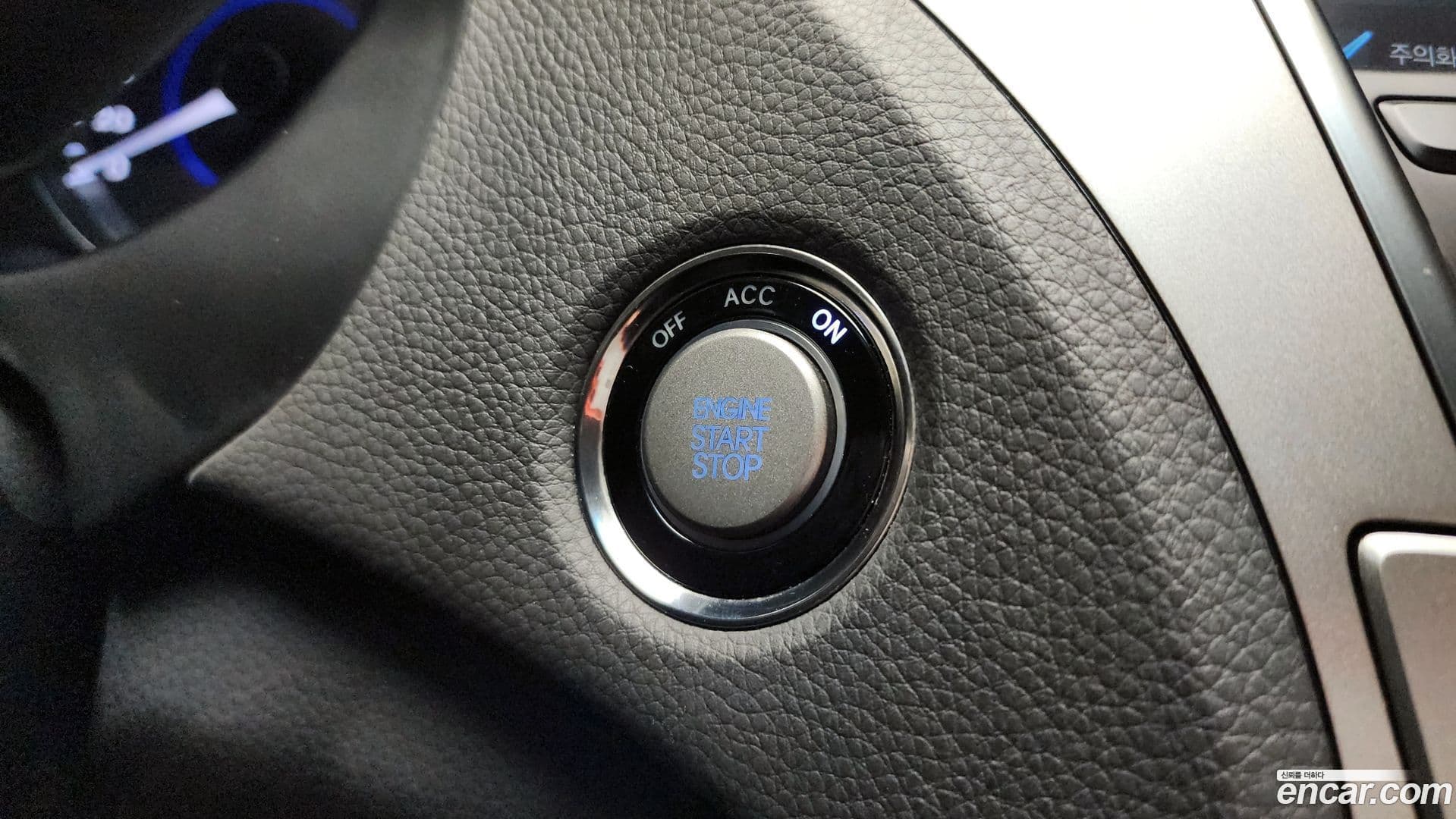 Main__Slider__Photo:Grandeur Hyundai 2012.4-15