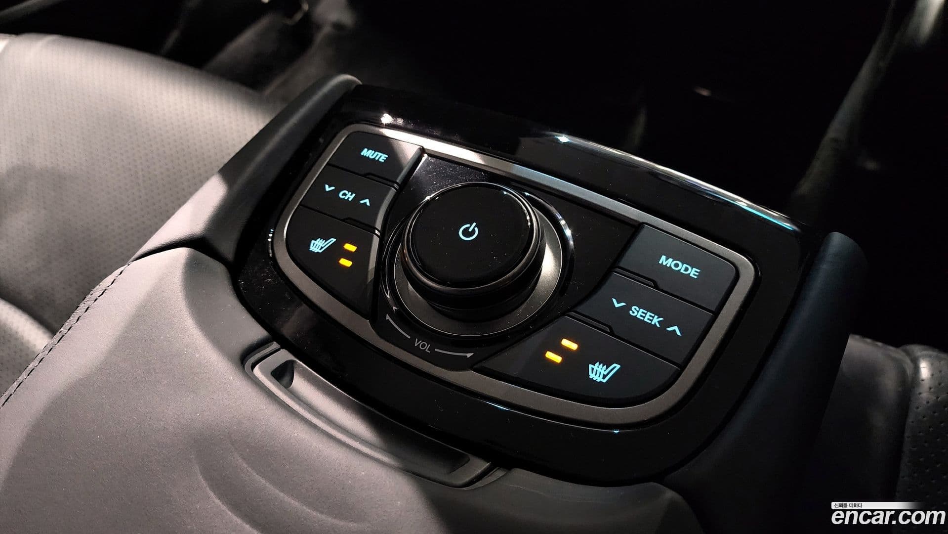 Main__Slider__Photo:Grandeur Hyundai 2012.4-17