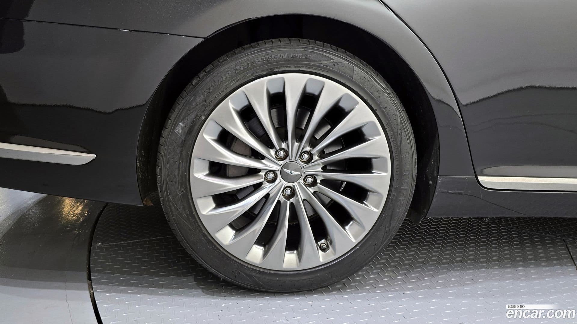 Main__Slider__Photo:EQ900 Genesis 2018.9-4