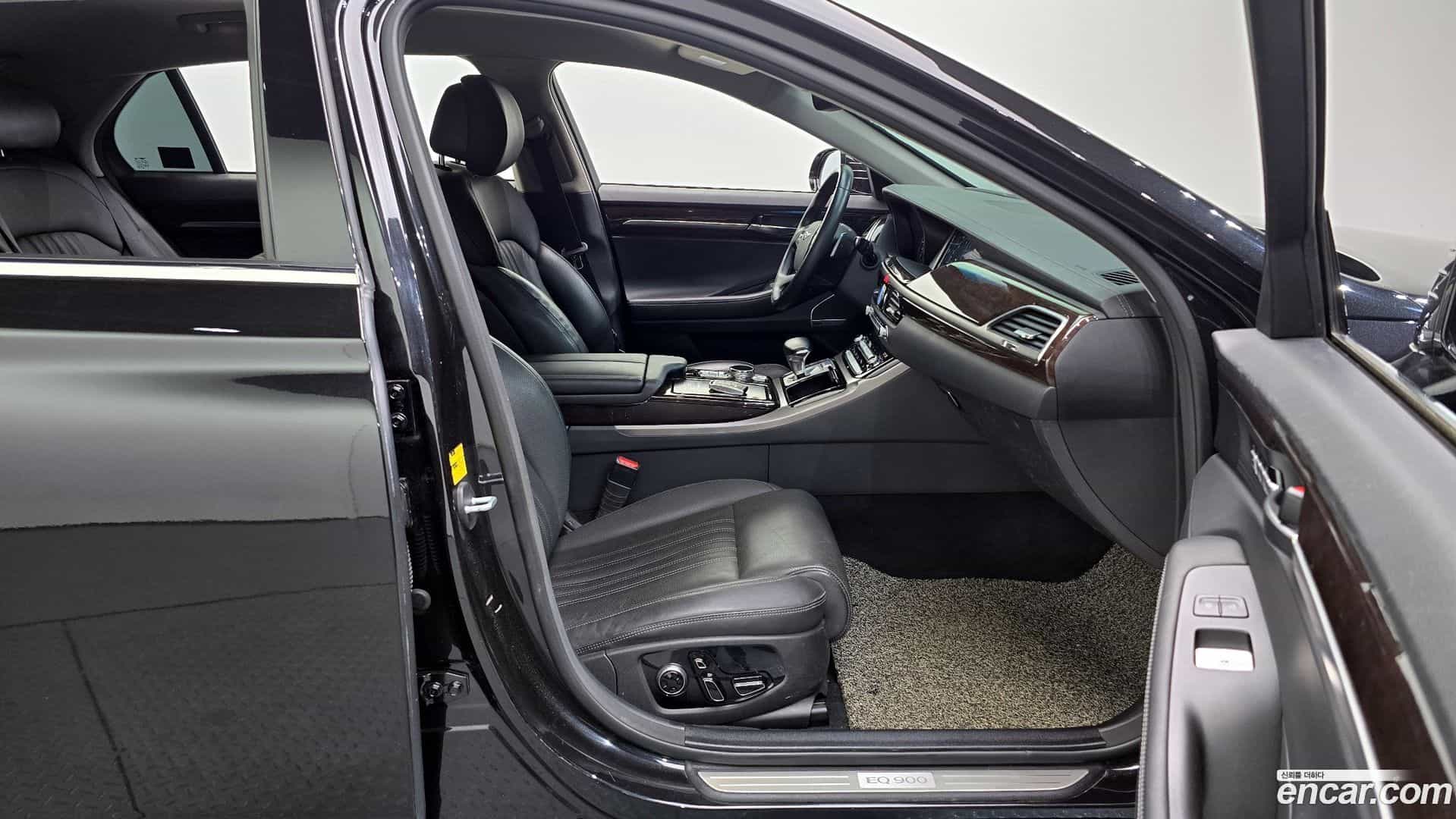 EQ900 Genesis 2018.9-INNER-010