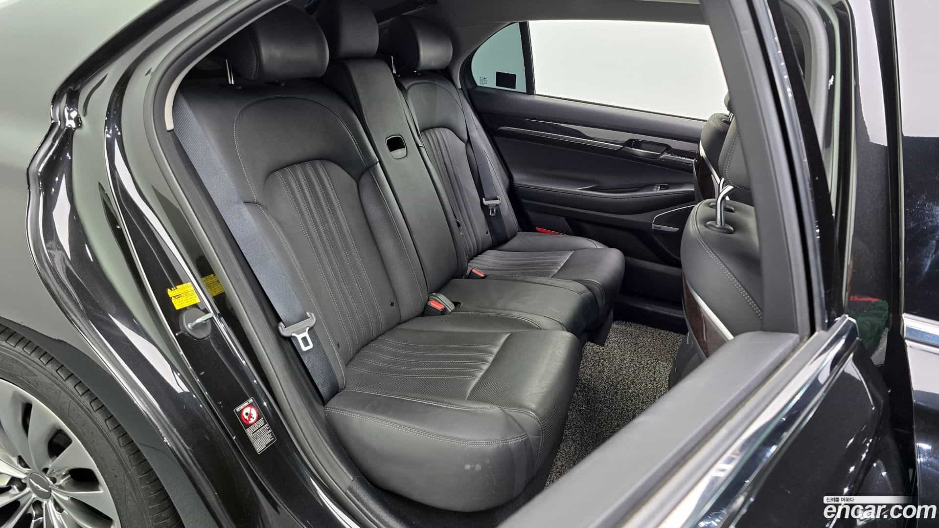 EQ900 Genesis 2018.9-OPTION-016