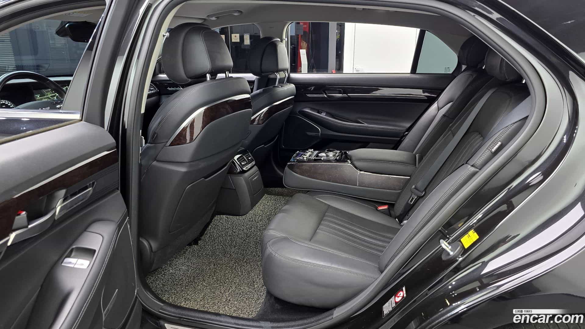 EQ900 Genesis 2018.9-OPTION-017