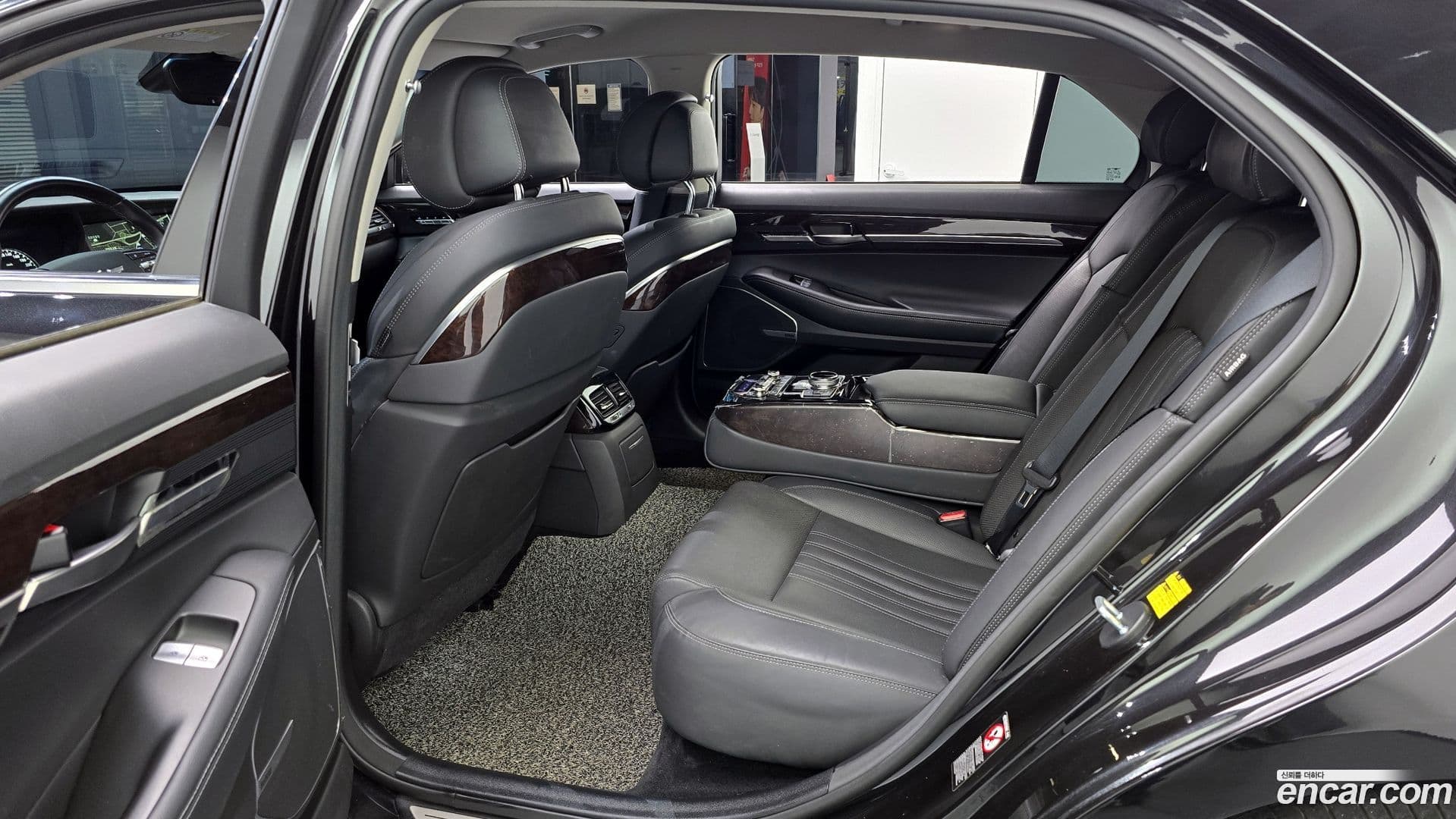 Main__Slider__Photo:EQ900 Genesis 2018.9-12