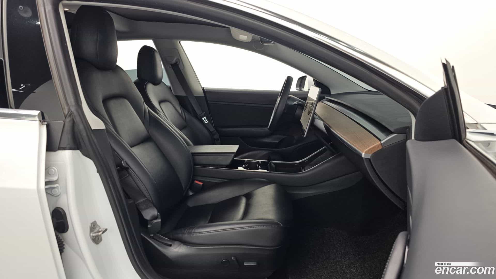 Model 3 Tesla 2020.10-OPTION-015