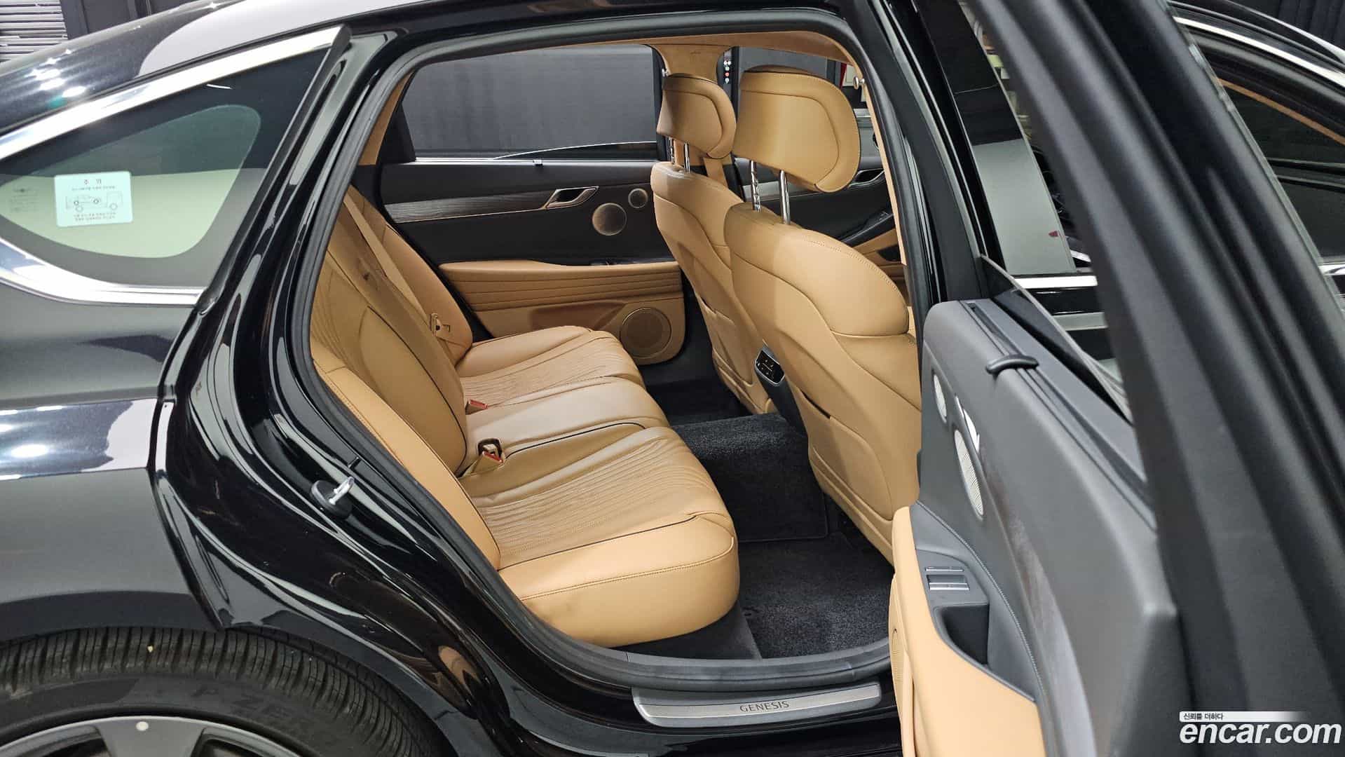 G80 Genesis 2021.1-OPTION-015