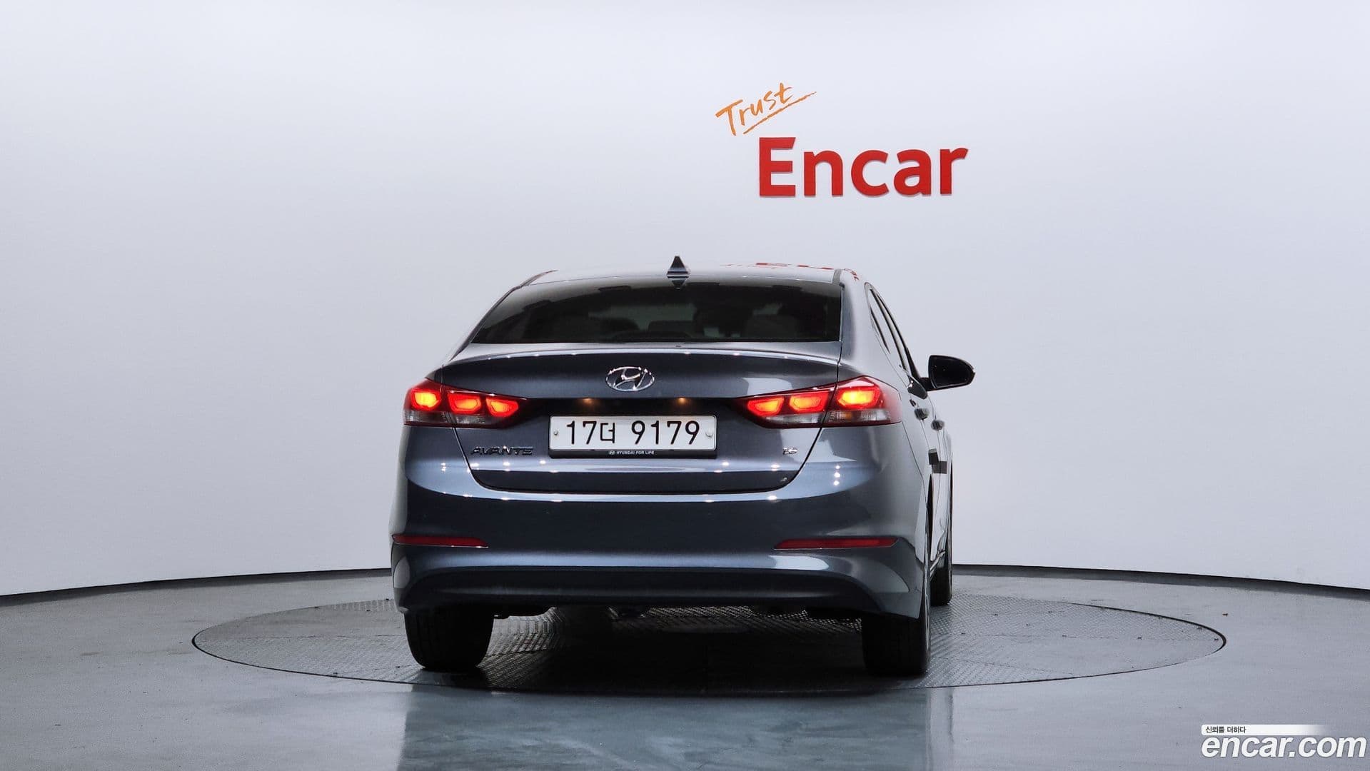 Main__Slider__Photo:AVANTE Hyundai 2018.7-3