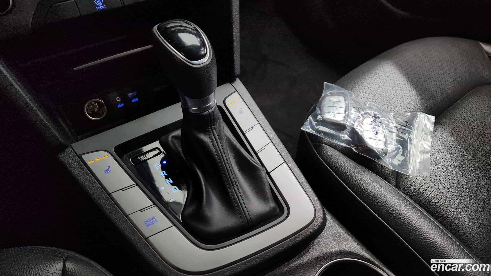 AVANTE Hyundai 2018.7-INNER-009