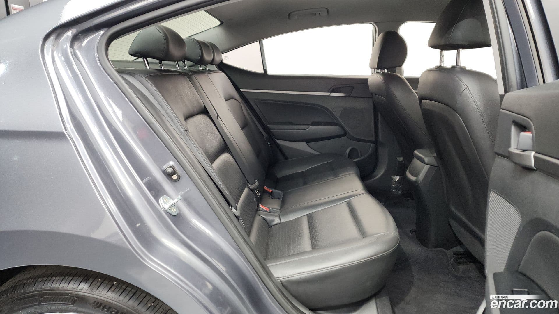 Main__Slider__Photo:AVANTE Hyundai 2018.7-11