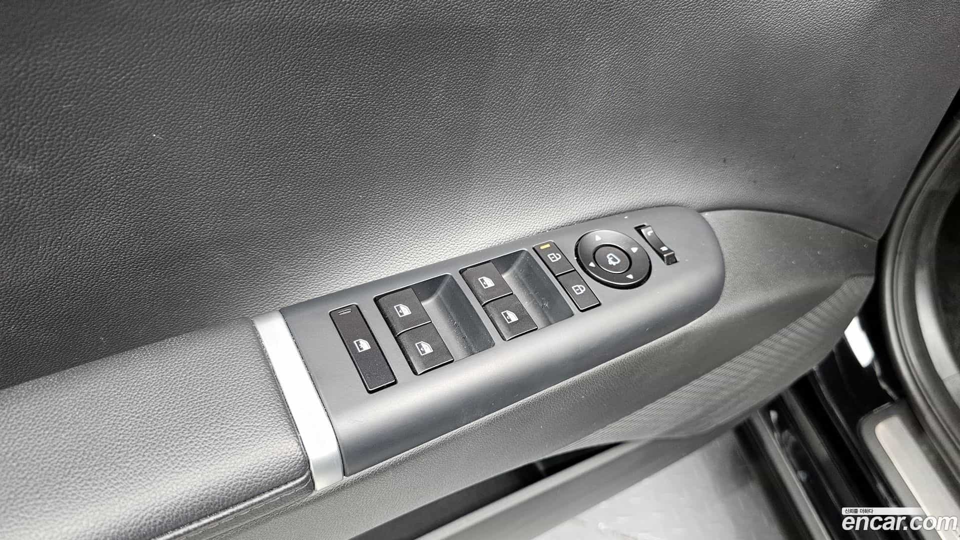 Grandeur Hyundai 2025.0-OPTION-018