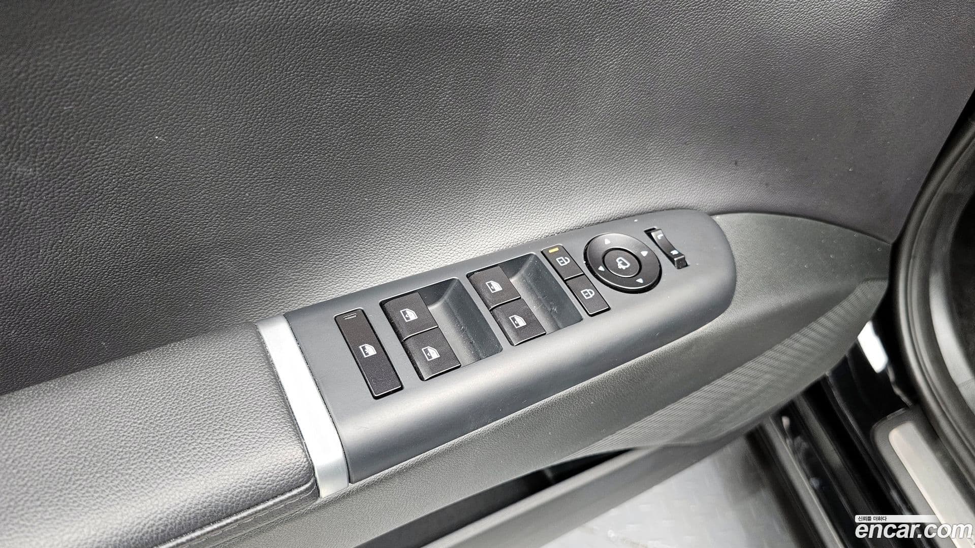 Main__Slider__Photo:Grandeur Hyundai 2025.0-13