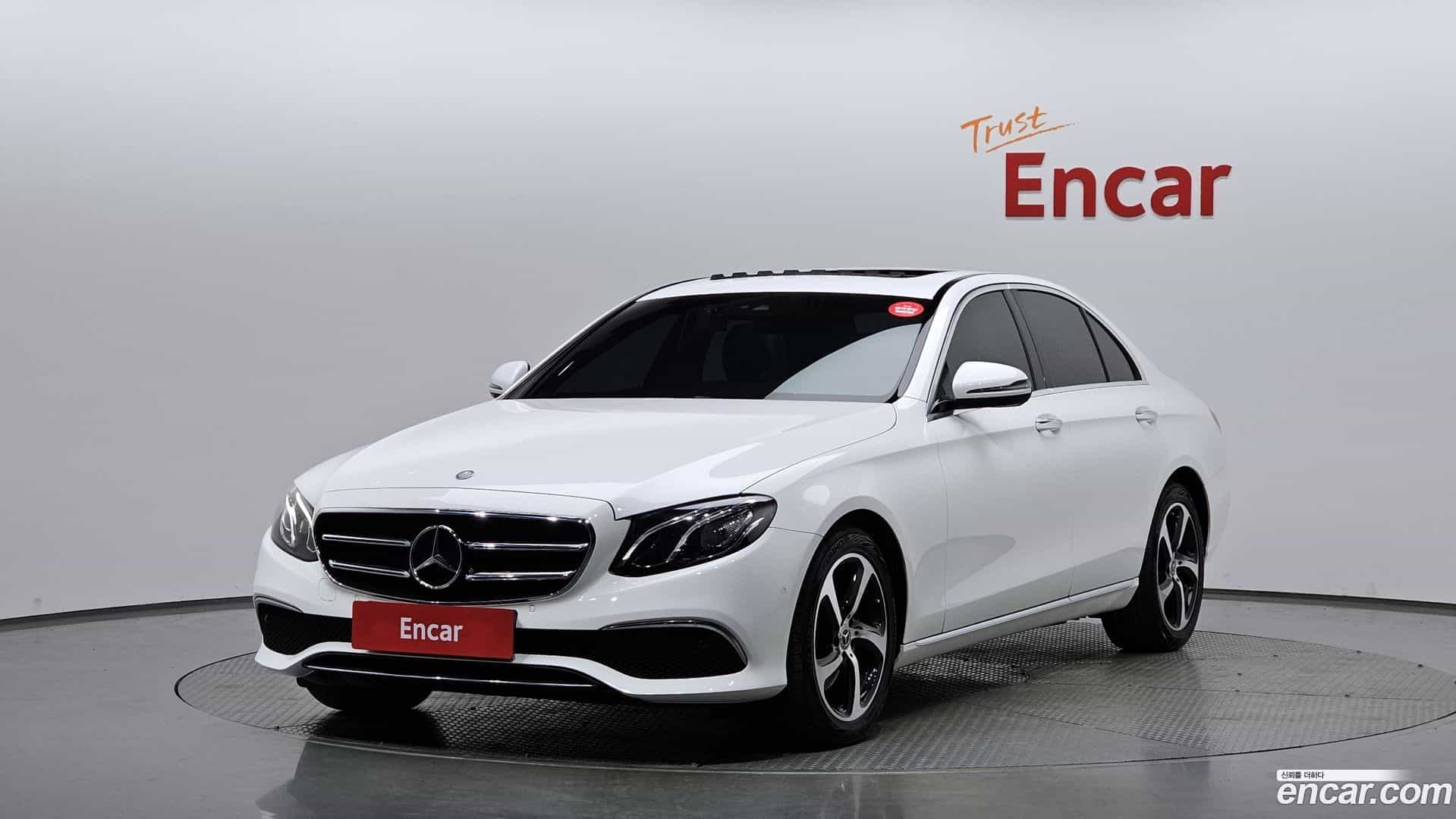 E-Class Mercedes-Benz 2019.11-OUTER-001